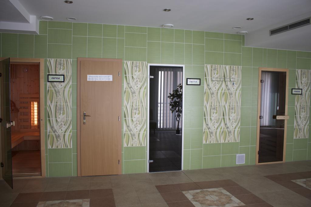 Trenčianske Teplice Hotel Vila Anna מראה חיצוני תמונה